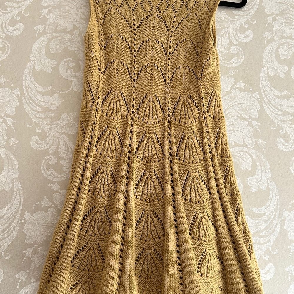 Anthropologie Angel of the North sleeveless sweater